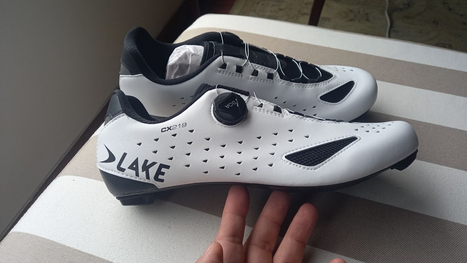 Clothes Racks For Rent Lake CX 219 | Shoes | Bike Hub