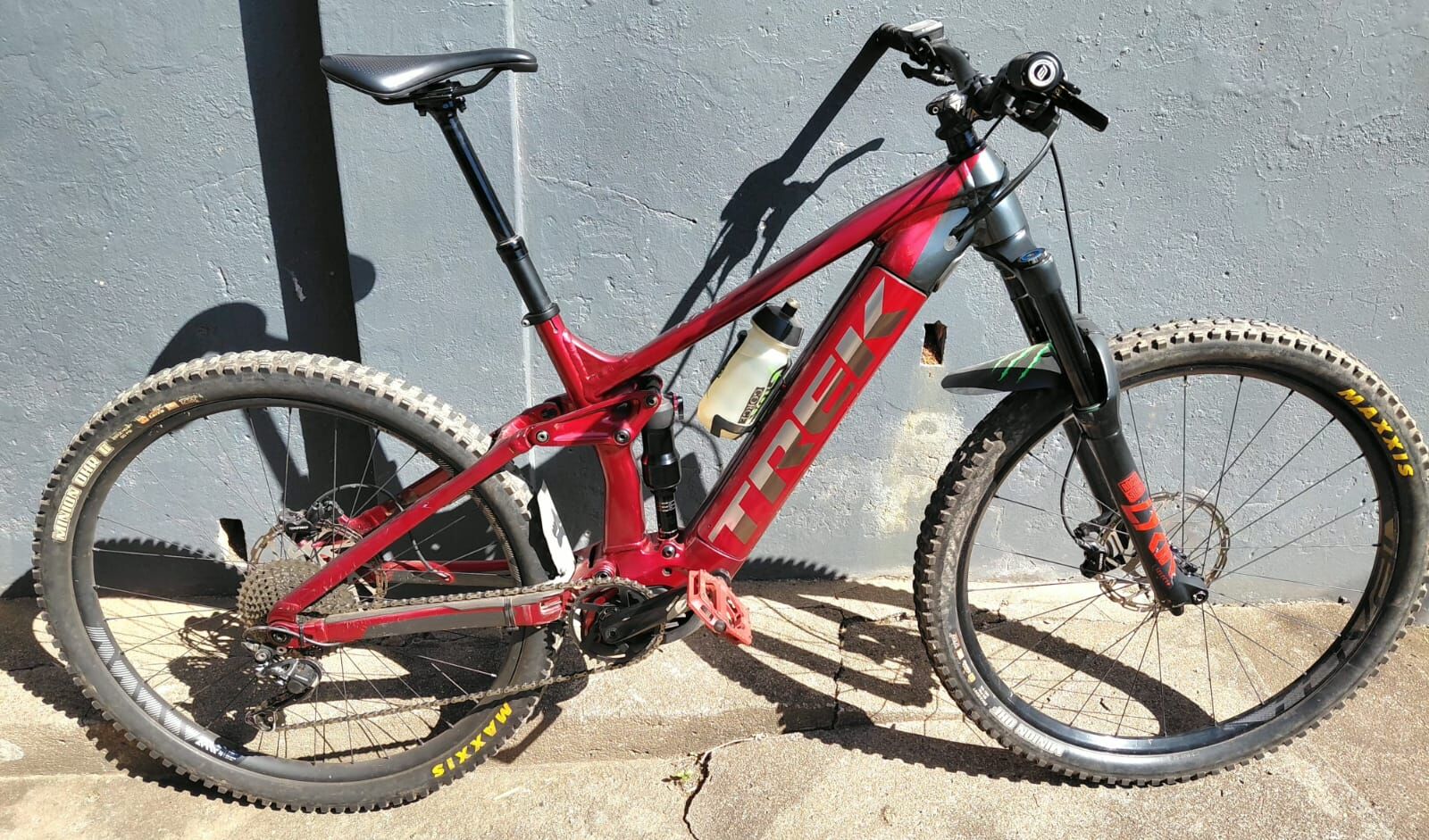 Red Raliing Trek Rail e Bike Black/Rage Red Large | Dual Suspension Mountain E ...