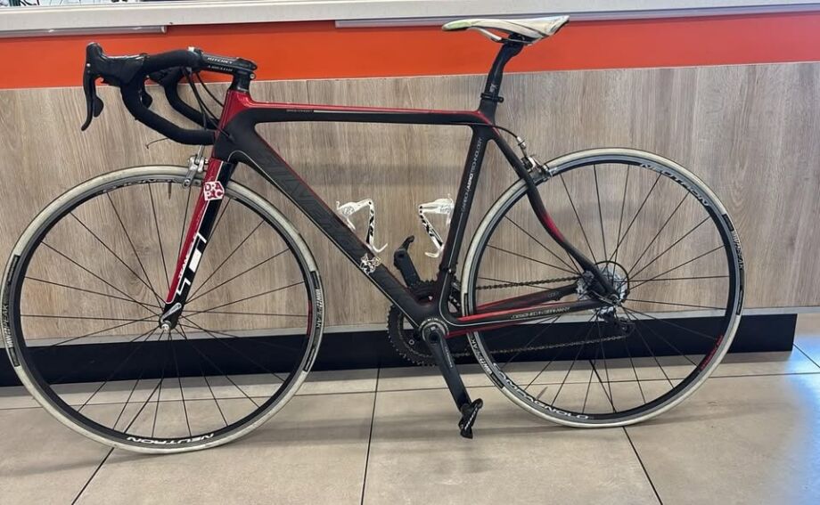 Techonological Tools SILVERBACK CARBON / AERO TECHNOLOGY BIKE | Road Bikes | Bike Hub