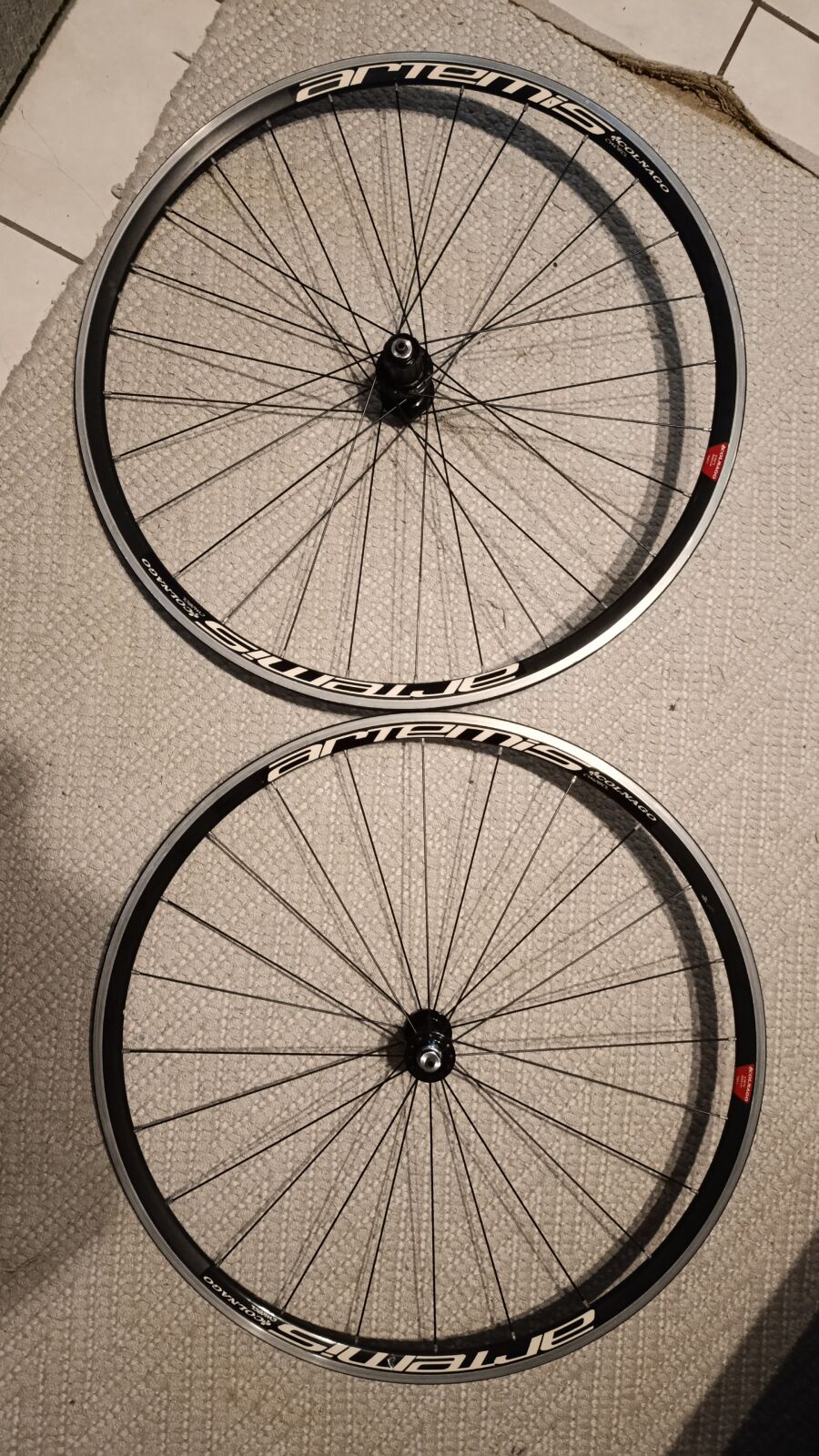 Vintage COLNAGO ARTEMIS CW28CL | Road Bike Wheels | Bike Hub