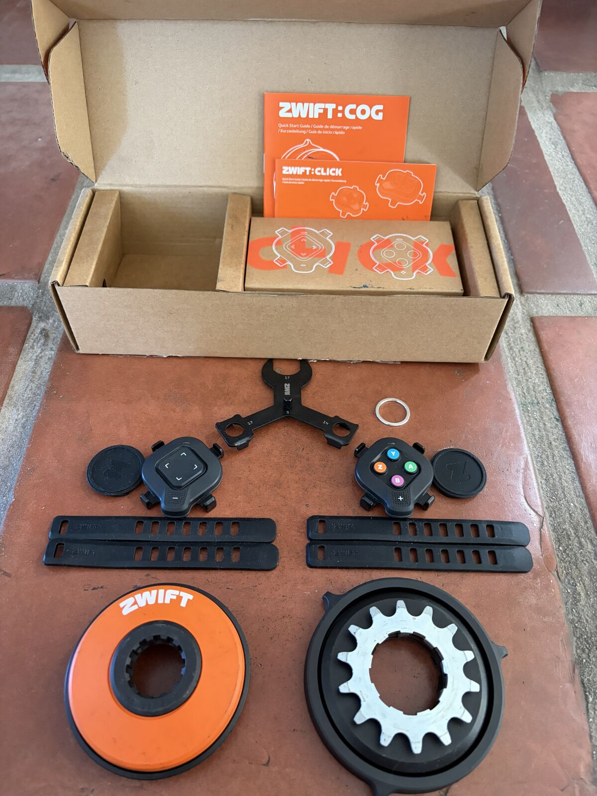 Zwift Cog & Click V2 used | Indoor Trainers & Accessories | Bike Hub