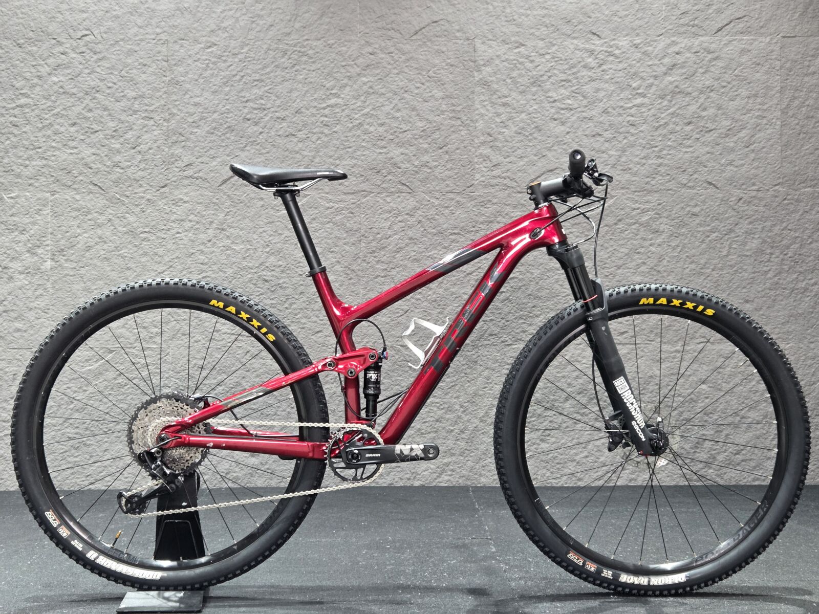 Trek Top Fuel9.7 (18.5