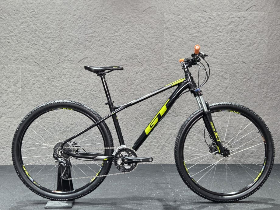 GT Avalanche Sport (M) *SHIMANO* | Hardtail Mountain Bikes | Bike Hub