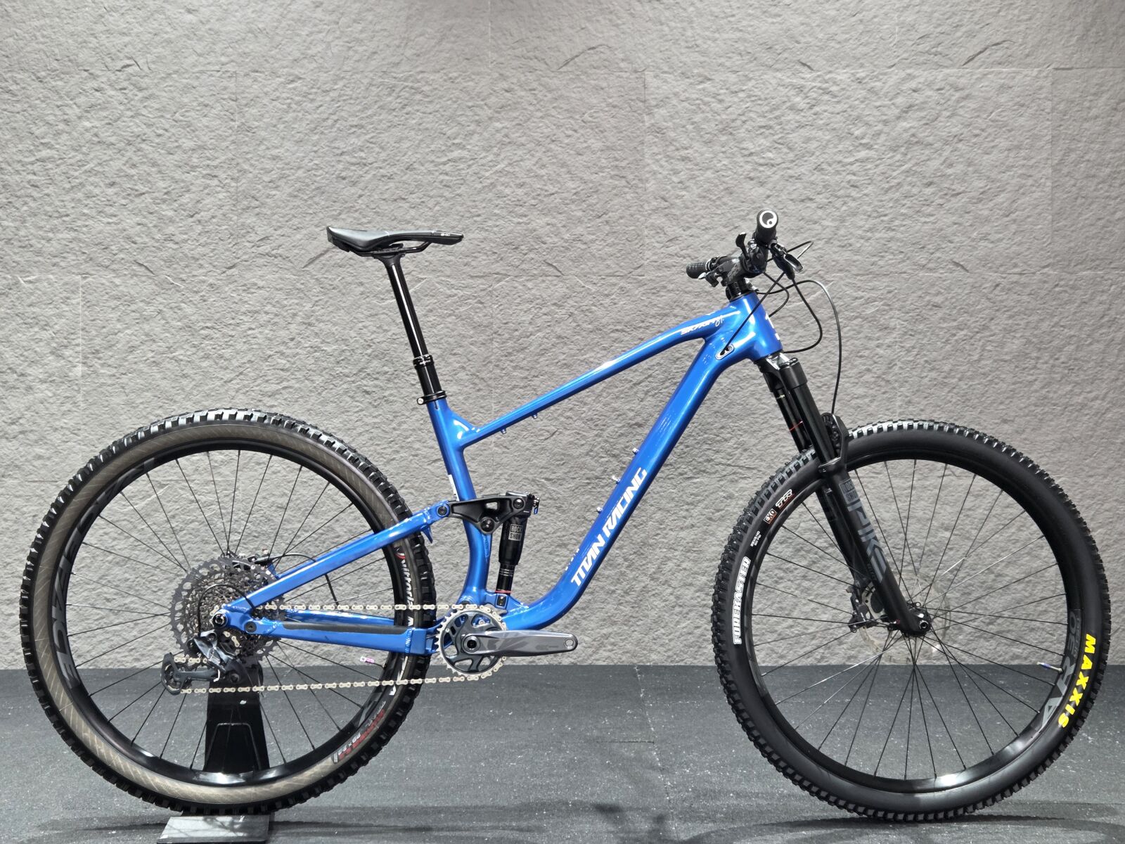 Comp Racing Tires TitannSkyrim ST Comp (L) *SOLD* | Dual Suspension Mountain Bikes | Bike Hub