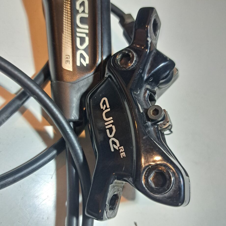 Mountain Guide Backpack Sram Guide RE brakeset | Mountain Bike Brakes | Bike Hub