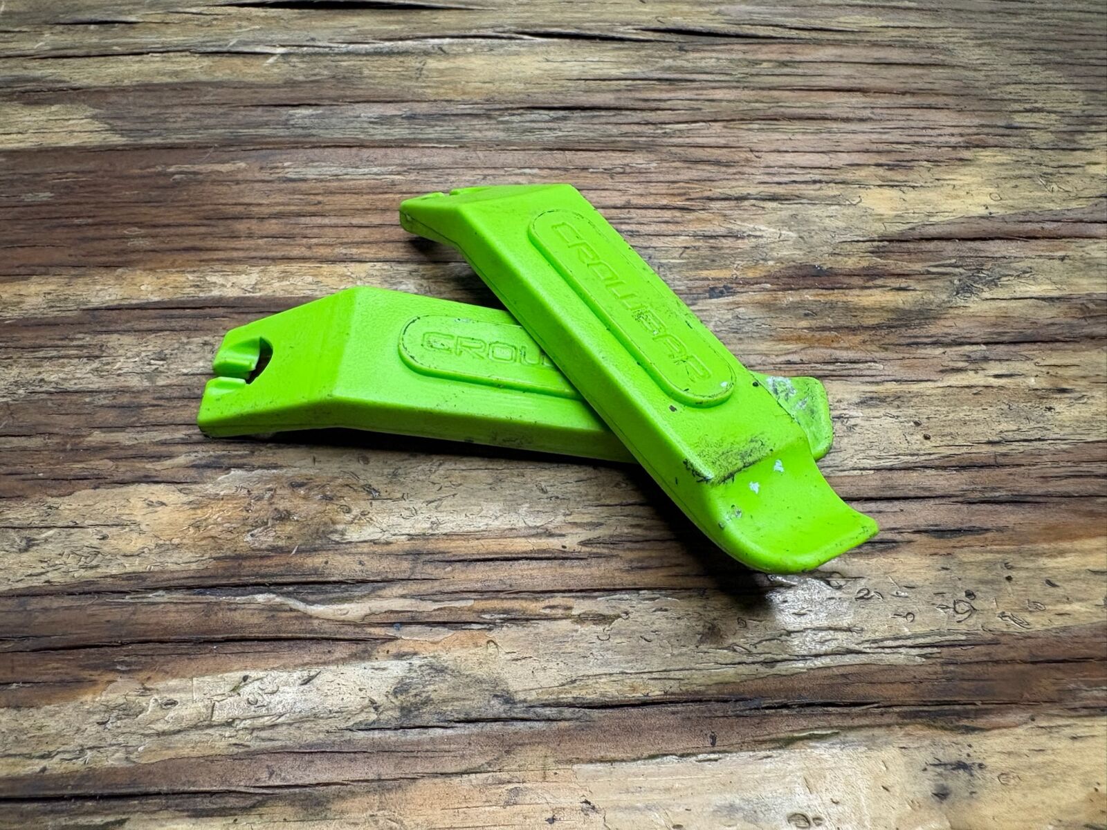 Flex Riding Tyre levers | Crowbar | Green X 2 | Riding Tools & Spares | Bike Hub