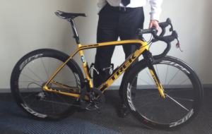 Yellow Trek Madone ? 2010 