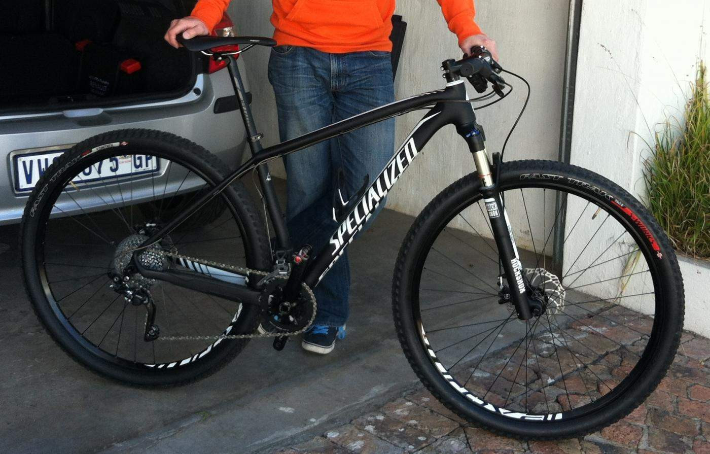 Stolen: Specialized Stumpjumper Comp Carbon 29