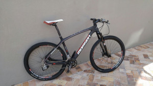 Momsen  650b carbon 2012 