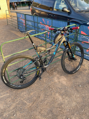 Ibis Exie 2022 