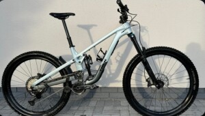 Trek Slash 8 Gen 6 2023 