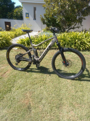 Scott, Giant, Silverback Scott Strike eRide 930, Giant Trance, Silverback Slider 2020 