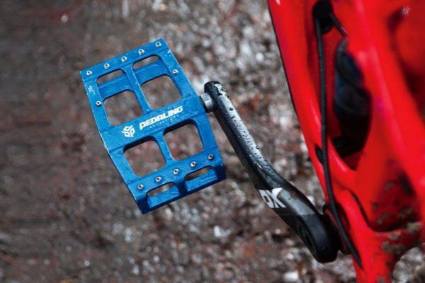 catalyst flat pedals